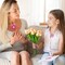Mom Necklace Craft Kit – 24 DIY Wooden Flower Pendant Necklaces with Beads & Greeting Cards, Perfect Mother’s Day Craft for Kids, Classroom, Family, Party Favors